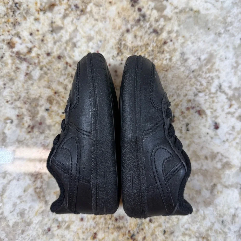 Nike Air Force 1 Crib Triple Black Infant Sneakers CK2201-001 Size 4C